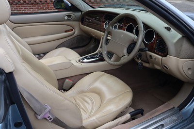 Lot 101 - 2004 Jaguar XK8 Convertible