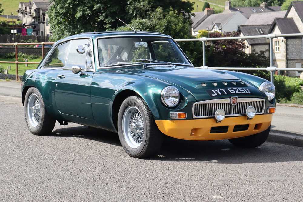 Lot 104 - 1966 MG B GT Sebring Evocation