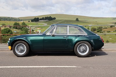 Lot 104 - 1966 MG B GT Sebring Evocation