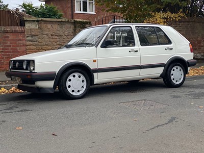 Lot 45 - 1989 Volkswagen Golf GTi