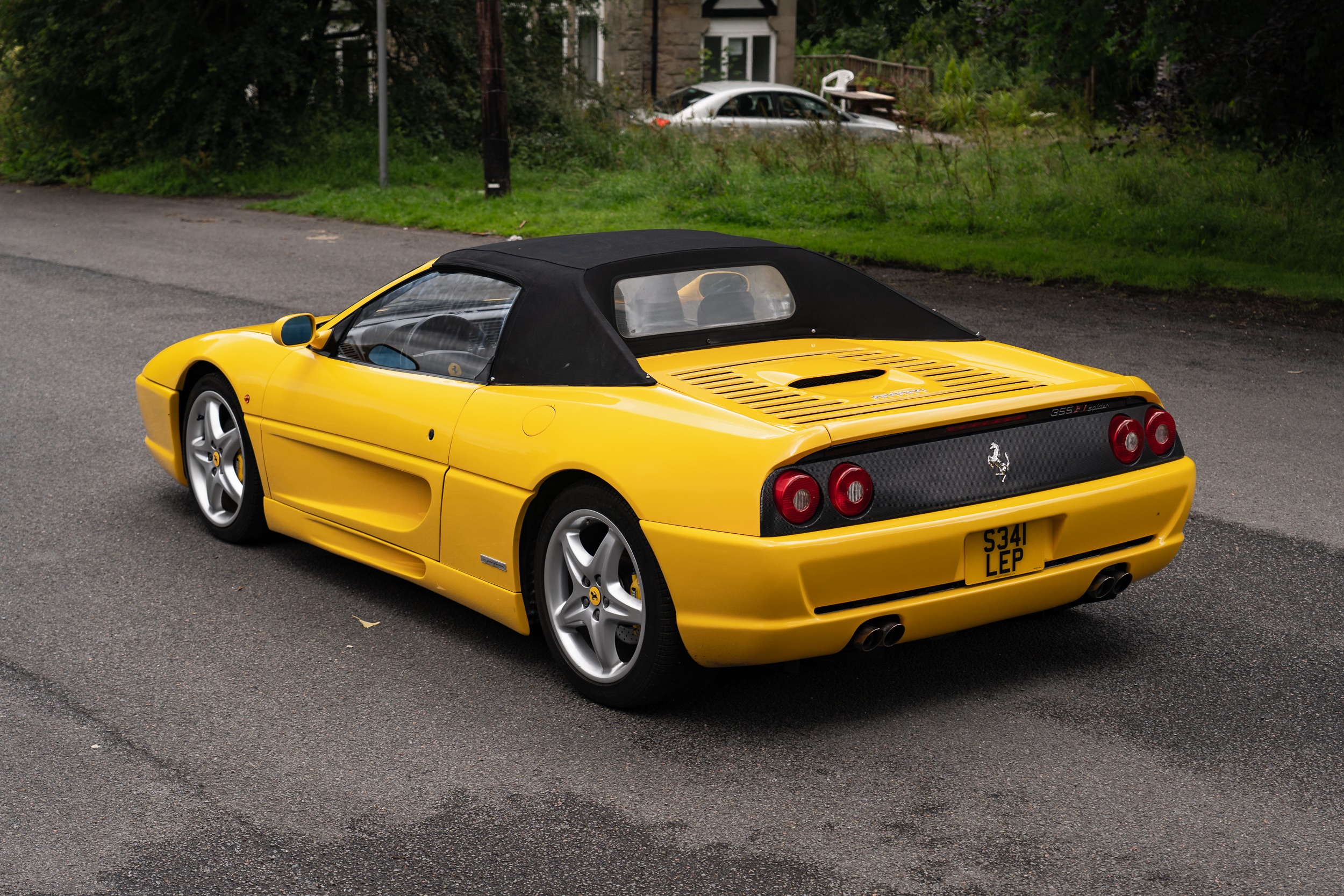 Lot 129 - 1999 Ferrari F355 Spider