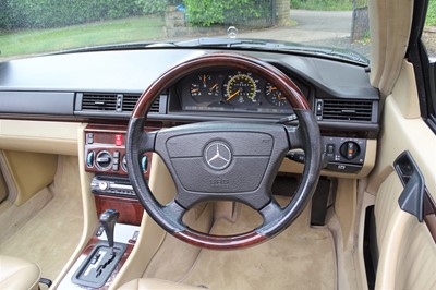 Lot 77 - 1995 Mercedes-Benz E320 Cabriolet