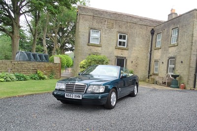 Lot 77 - 1995 Mercedes-Benz E320 Cabriolet