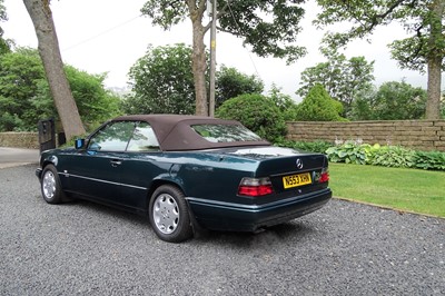 Lot 77 - 1995 Mercedes-Benz E320 Cabriolet