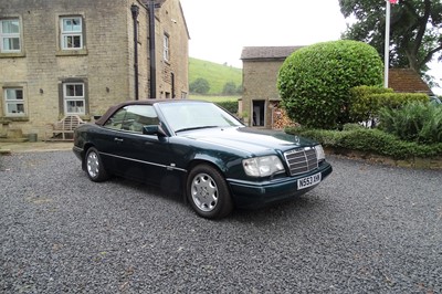 Lot 77 - 1995 Mercedes-Benz E320 Cabriolet