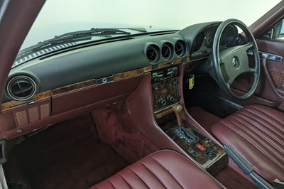 Lot 131 - 1986 Mercedes-Benz 300SL