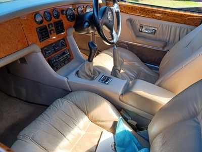 Lot 79 - 1995 MG R V8