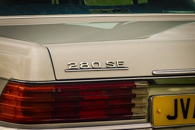 Lot 398 - 1975 Mercedes-Benz 280SE