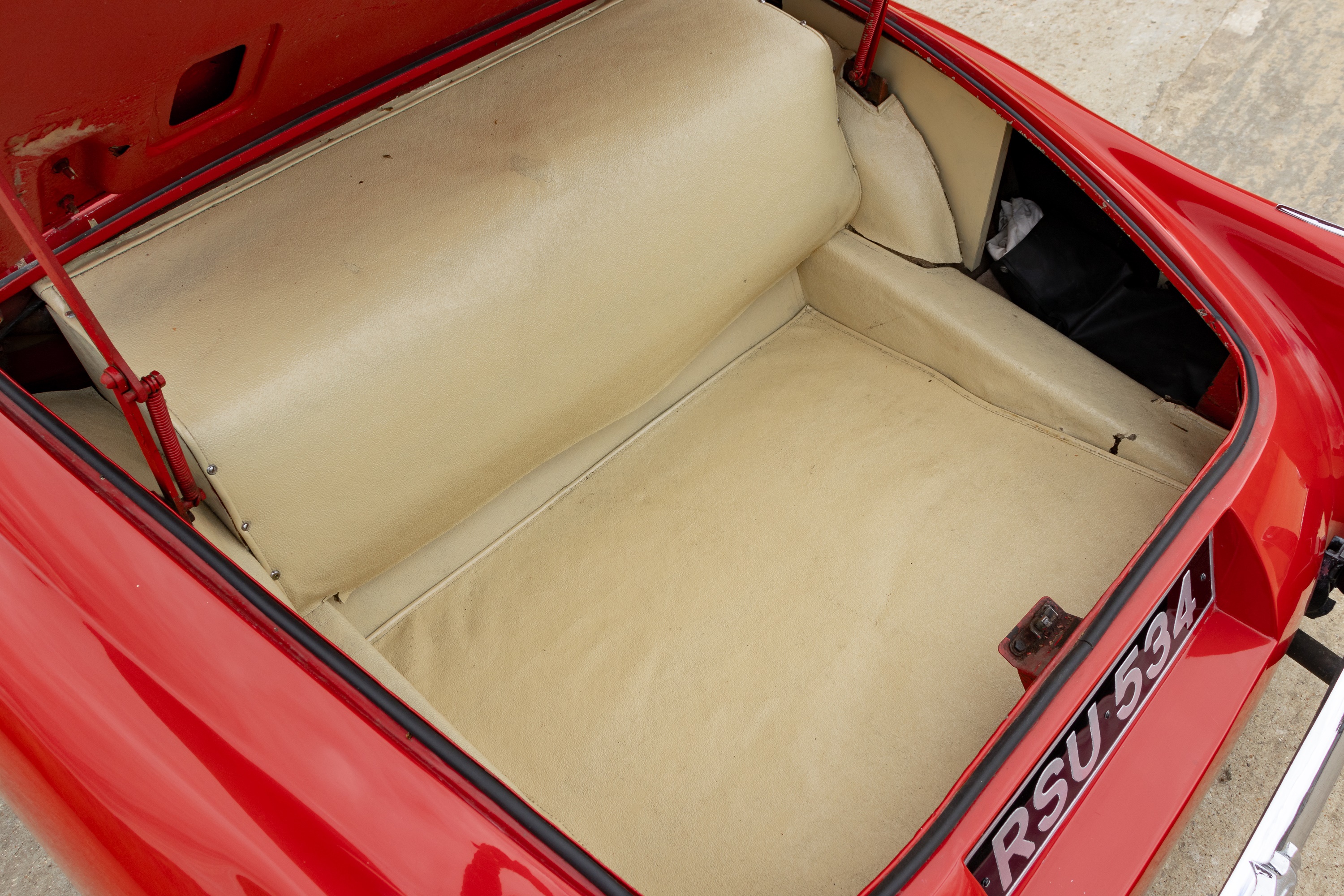 Lot 321 1957 Daimler New Drophead Coupe