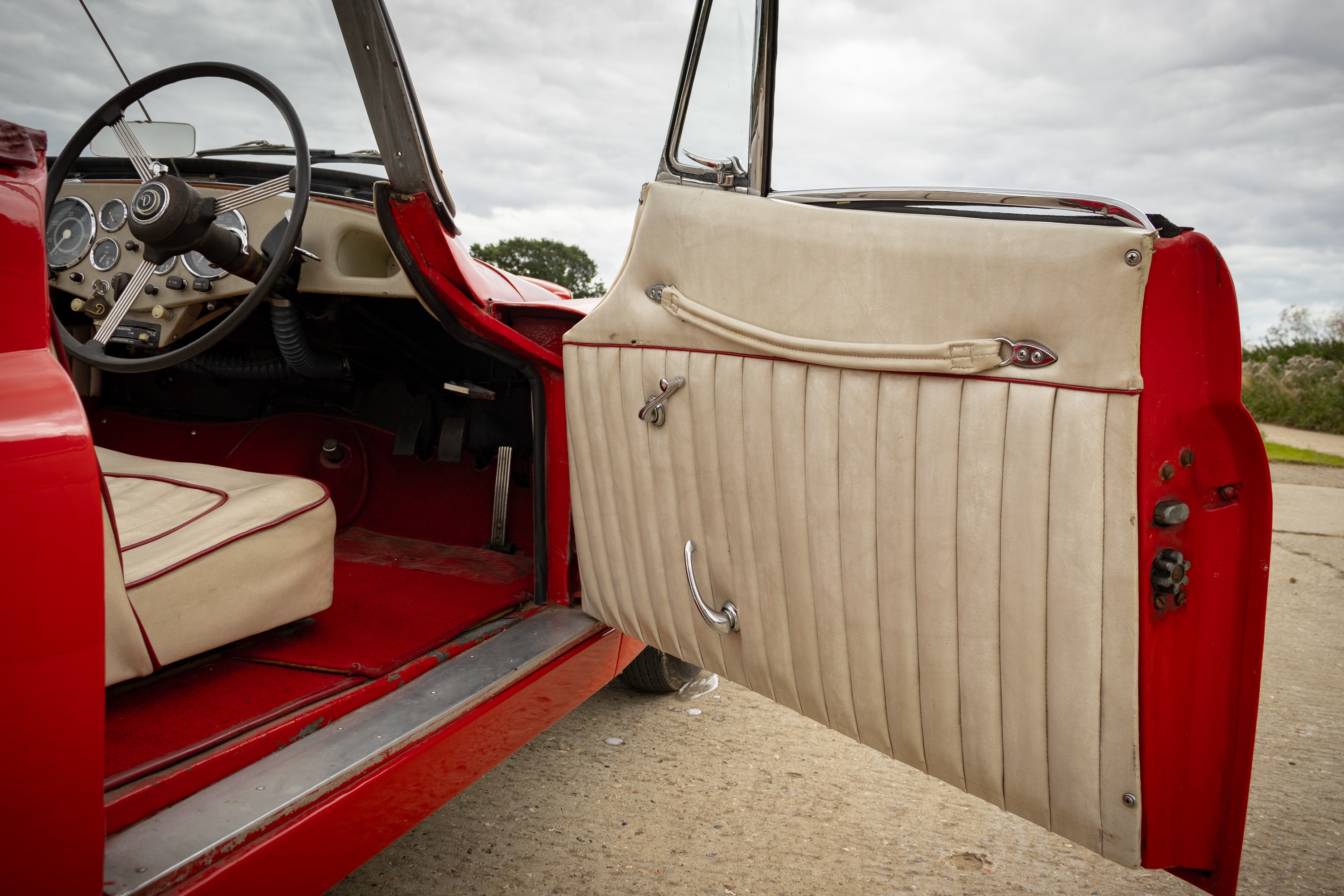 Lot 321 1957 Daimler New Drophead Coupe