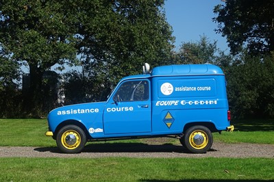 Lot 382 - 1986 Renault 4 F4 Van