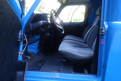 Lot 382 - 1986 Renault 4 F4 Van