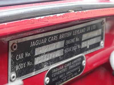 Lot 315 - 1972 Jaguar E-Type V12 Convertible
