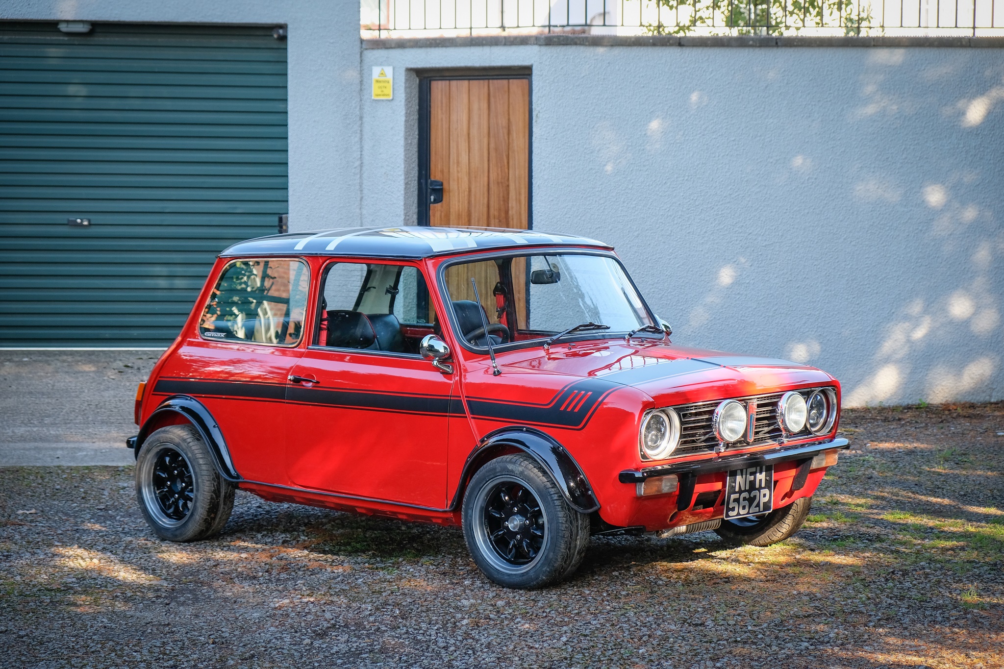 Layland Mini Racing Lot 105 - 1976 Leyland Mini Clubman