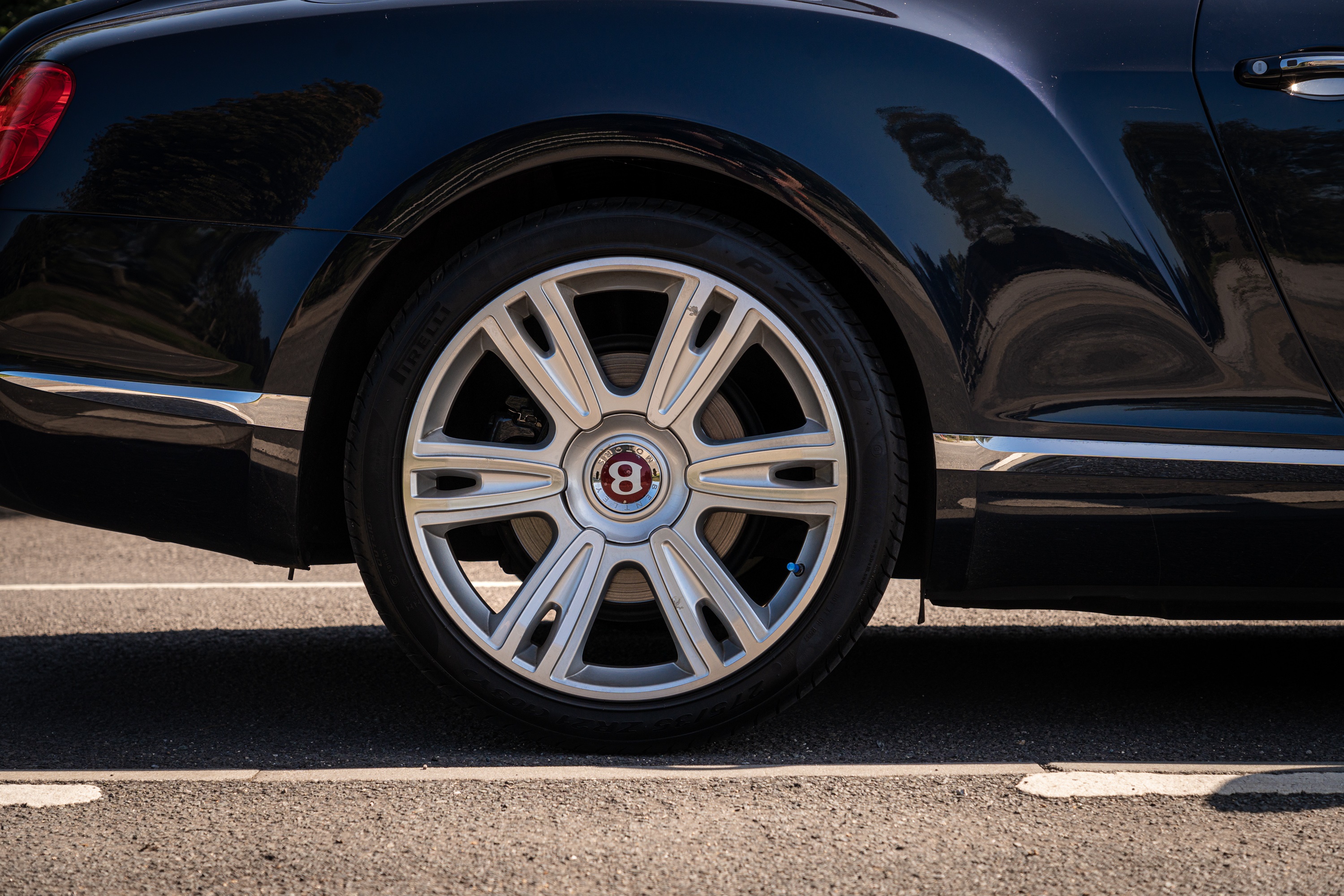 Lot 488 - 2013 Bentley Continental GT V8