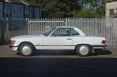 Lot 411 - 1989 Mercedes-Benz 300SL