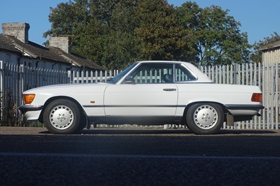 Lot 411 - 1989 Mercedes-Benz 300SL