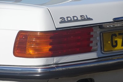 Lot 411 - 1989 Mercedes-Benz 300SL