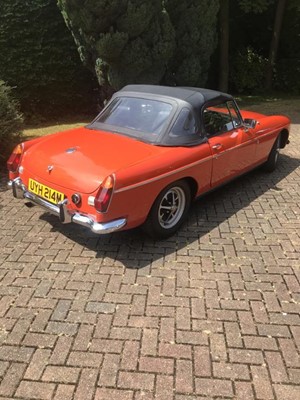 Lot 467 - 1973 MG B Roadster