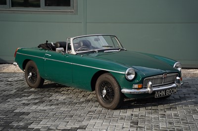 Lot 358 - 1973 MGB Roadster