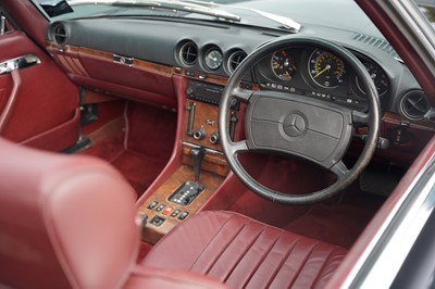 Lot 374 - 1988 Mercedes-Benz 500SL