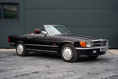 Lot 374 - 1988 Mercedes-Benz 500SL