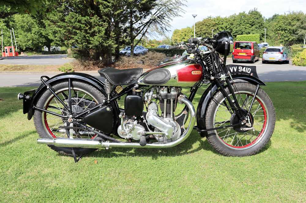 Lot 379 - 1946 Ariel NG 350