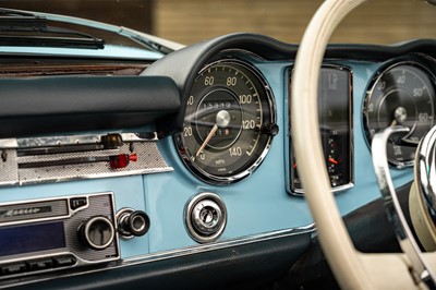 Lot 43 - 1964 Mercedes-Benz 230SL