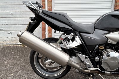 Lot 363 - 2005 Honda CB1300 SA-5