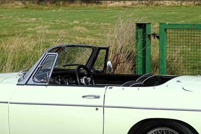 Lot 6 - 1968 MG C Roadster