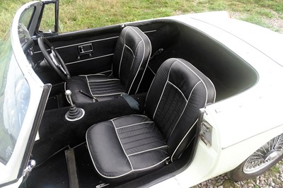 Lot 6 - 1968 MG C Roadster