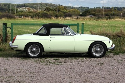 Lot 6 - 1968 MG C Roadster