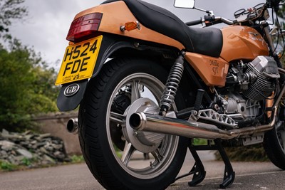 Lot 296 - 1991 Moto Guzzi Mille GT