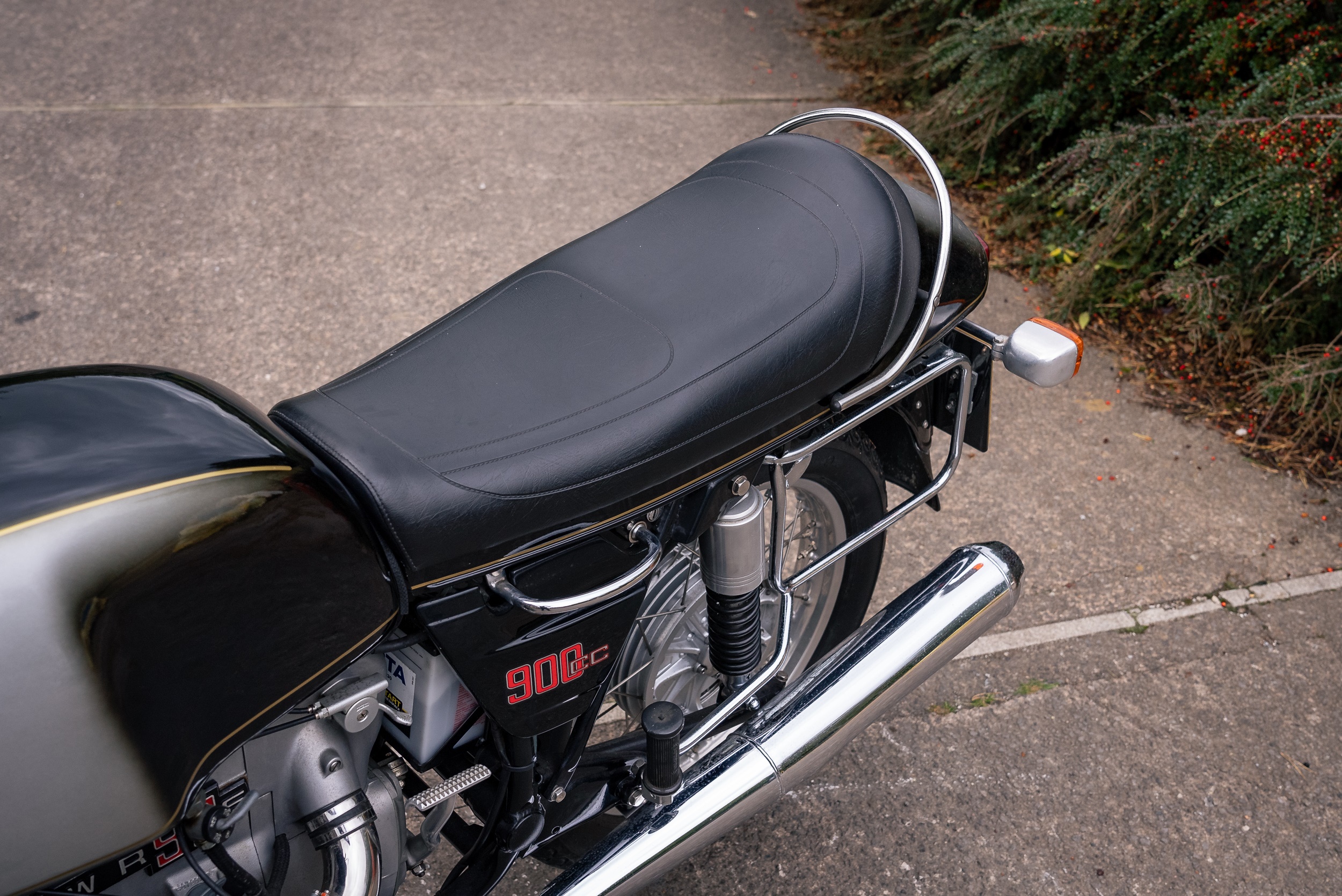 Lot 229 - 1974 BMW R90S