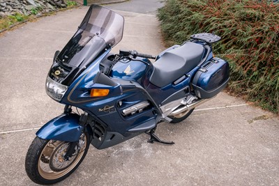 Lot 297 - 2000 Honda ST1100