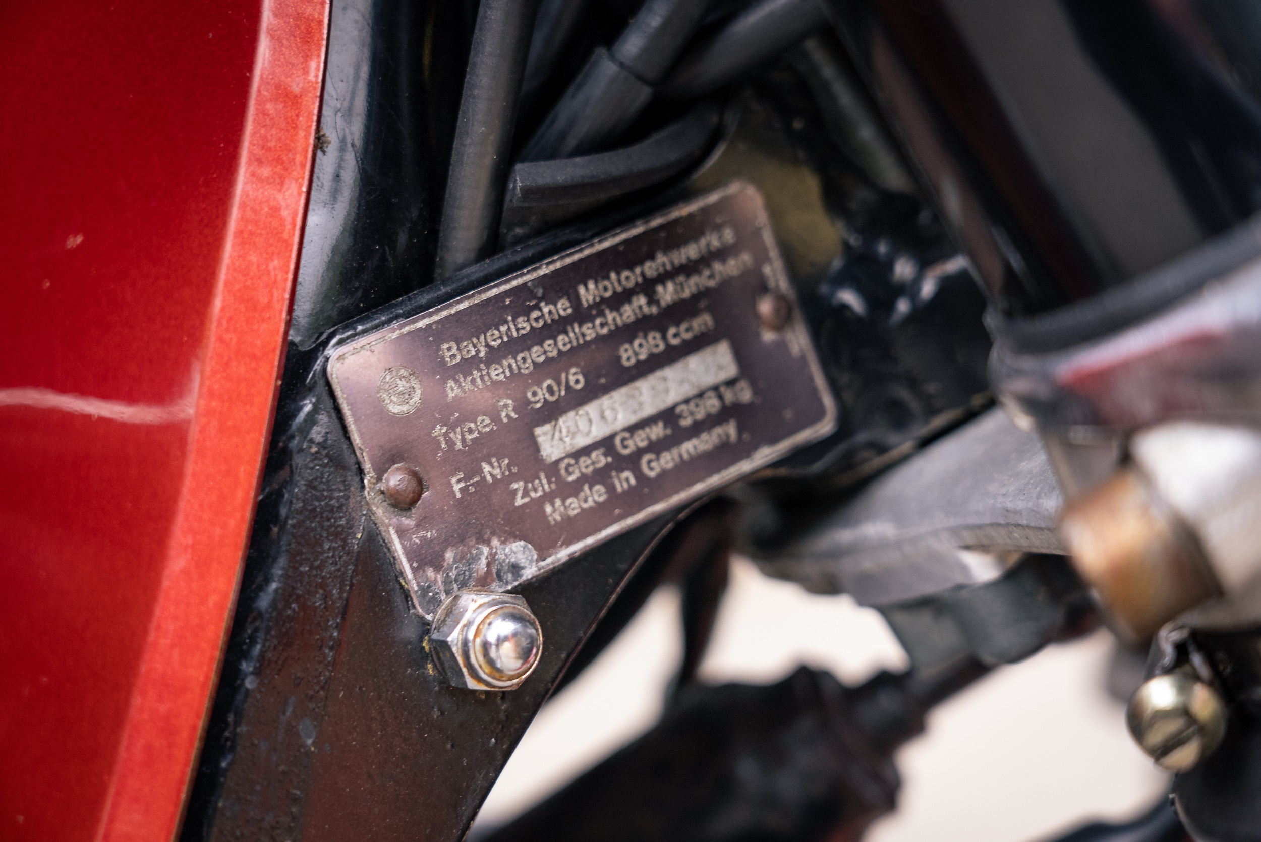 Lot 352 - 1976 BMW R90/6