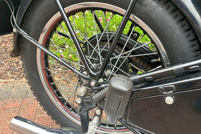 Lot 243 - 1937 Norton ES2
