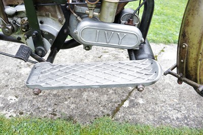 Lot 288 - 1922 Ivy Three De Lux