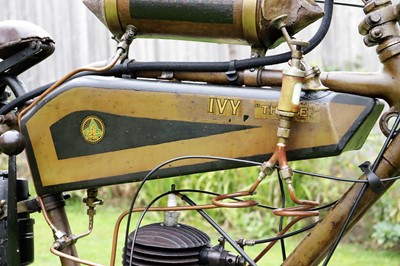 Lot 288 - 1922 Ivy Three De Lux