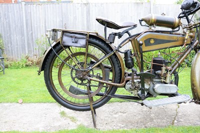 Lot 288 - 1922 Ivy Three De Lux