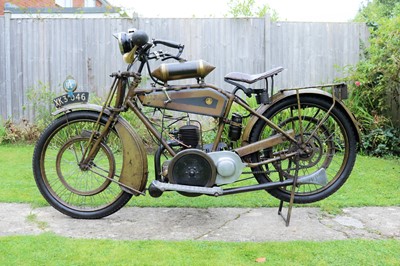 Lot 288 - 1922 Ivy Three De Lux