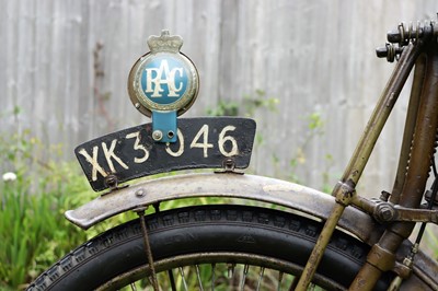 Lot 288 - 1922 Ivy Three De Lux