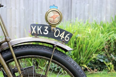 Lot 288 - 1922 Ivy Three De Lux