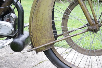 Lot 288 - 1922 Ivy Three De Lux