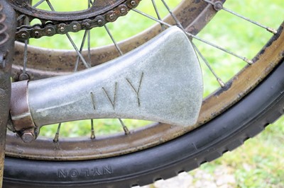 Lot 288 - 1922 Ivy Three De Lux