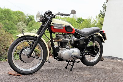 Lot 225 - 1967 Triumph Thunderbird Special