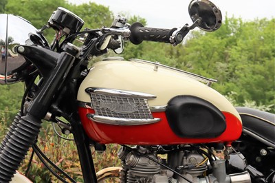 Lot 225 - 1967 Triumph Thunderbird Special