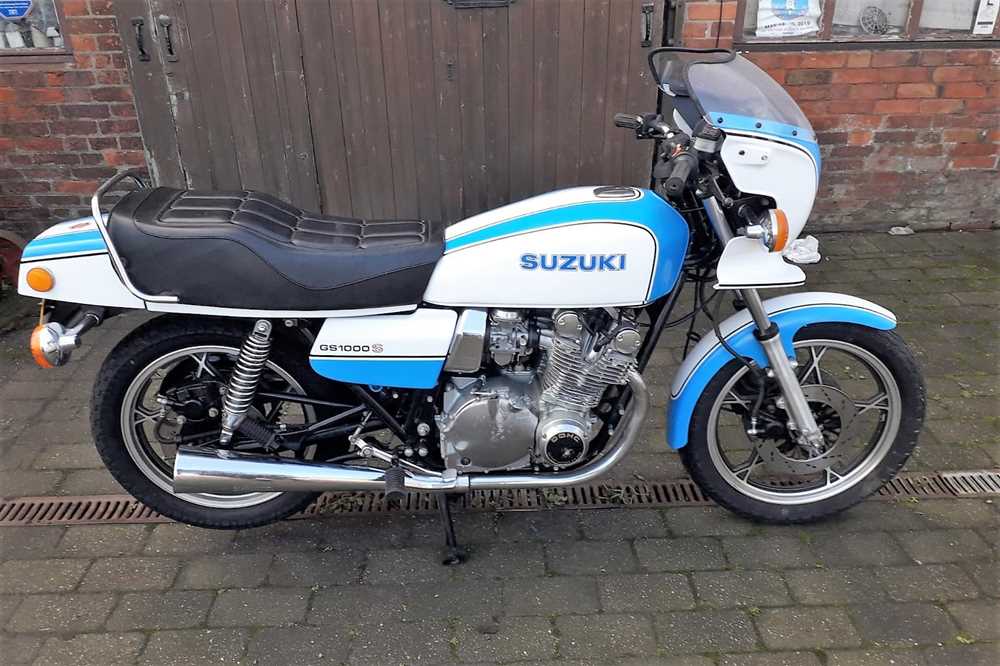 Lot 266 - 1980 Suzuki GS1000S Wes Cooley Replica