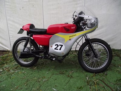 Lot 388 - 1991 Honda CB 250 'Race Replica'