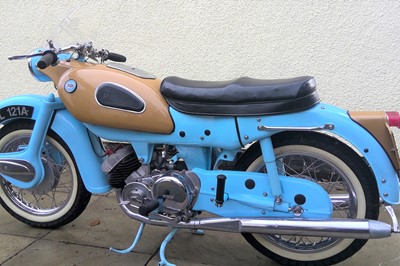 Lot 304 - 1961 Ariel Super Sports